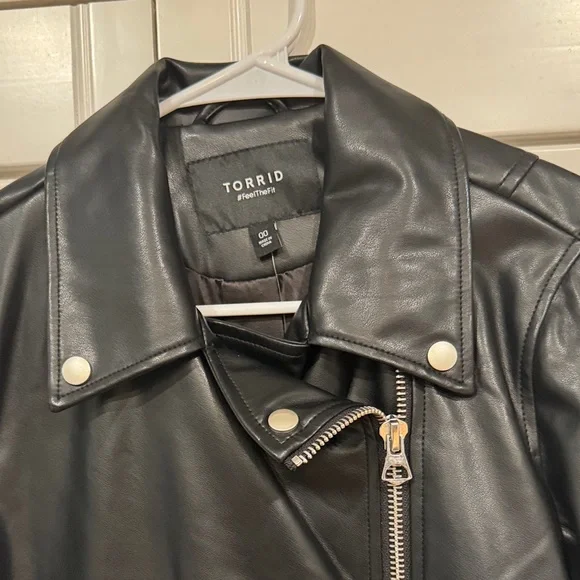 Torrid Classic Black Leather Jacket - Picture 3 of 14